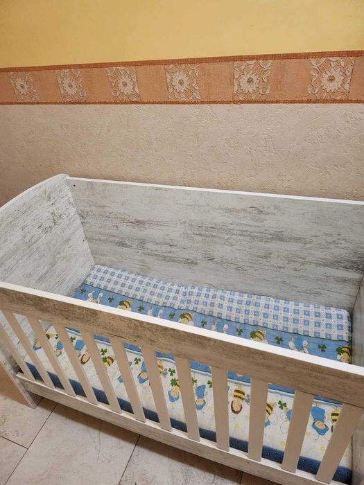. .Бебешко легло