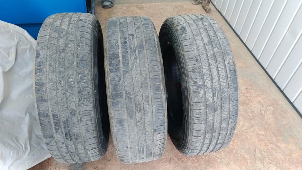 Продам автошины б/у