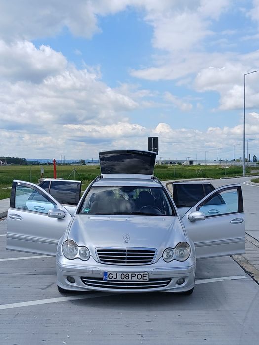 Mercedes Benz W203