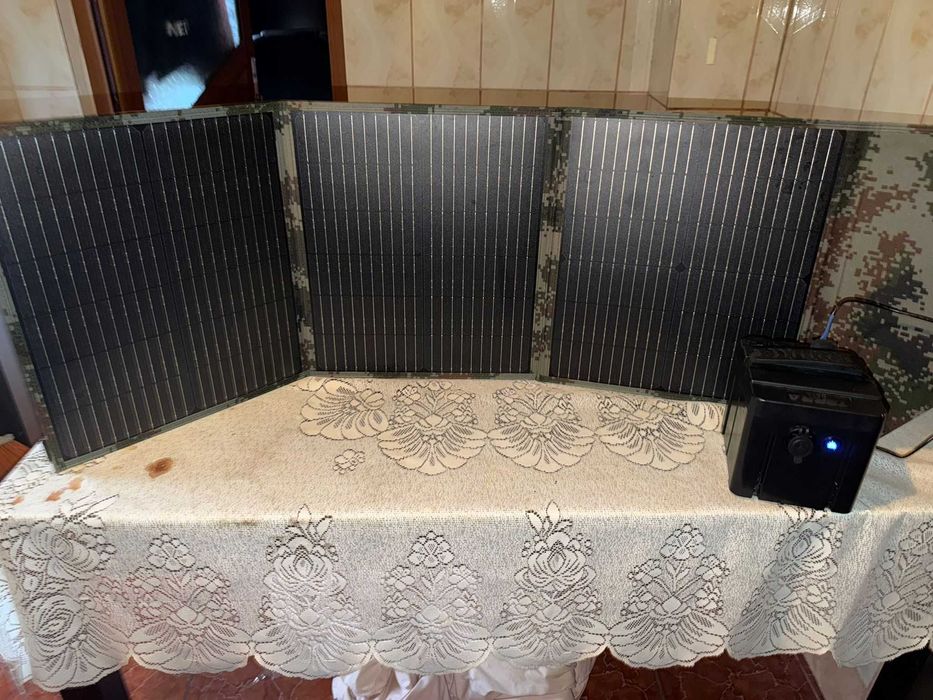 Baterie  waterproof Li-Ion, 12V/50Ah  +Incarcator 5Ah + panou solar