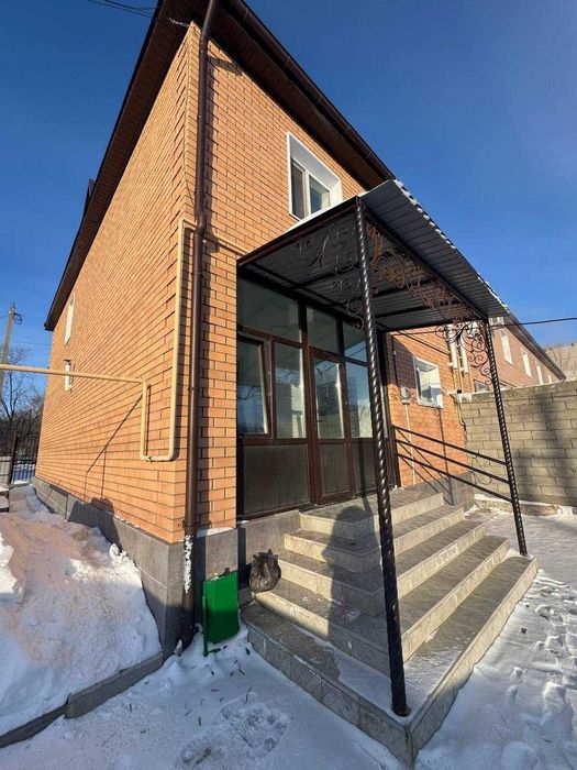 Продам удобный дом в городе