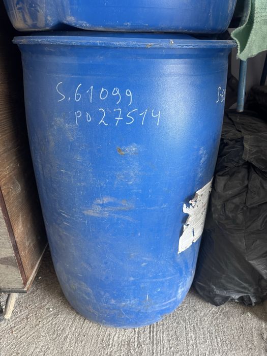 Бочка 200литров пластиковая