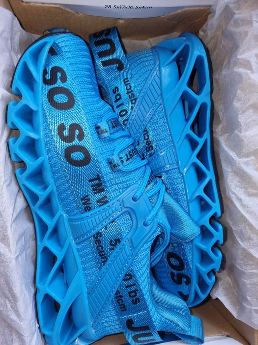 Супер актуален модел маратонки/различни цветове