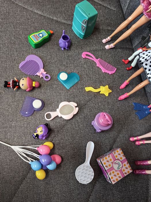 Set păpuși cu accesorii /baloane toate 50 lei