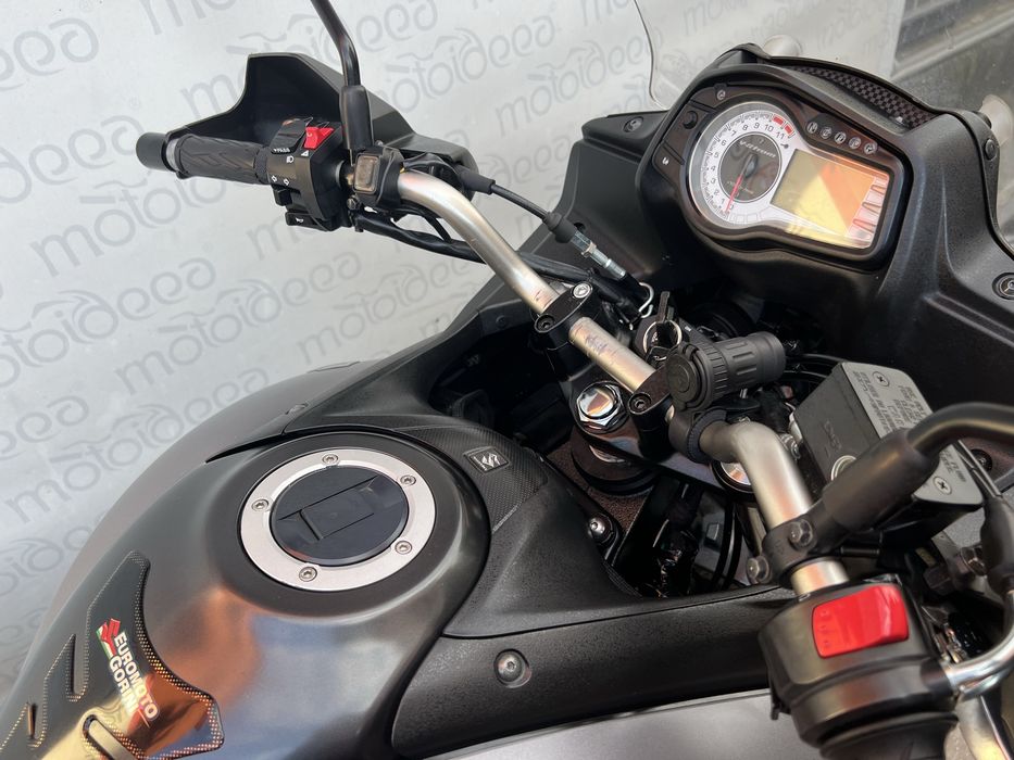 Motoideea vinde SUZUKI VSTROM 650 ABS 2016  Rate  Garantie