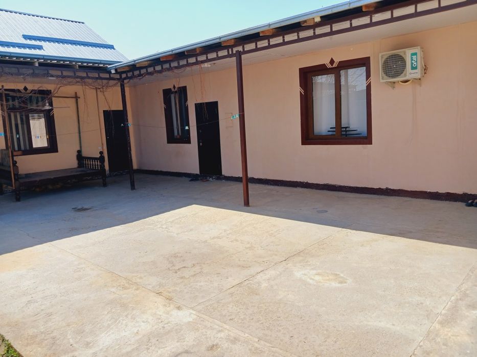 Алохида 6 та хонали уй ва енида  магазин билан билан