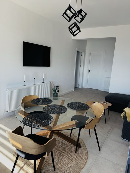 Apartament 2 camere modern de inchiriat, bloc nou, parcare– Cuza Vodă