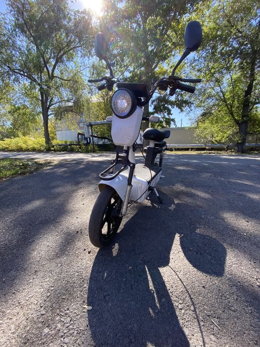 Электроскутер.