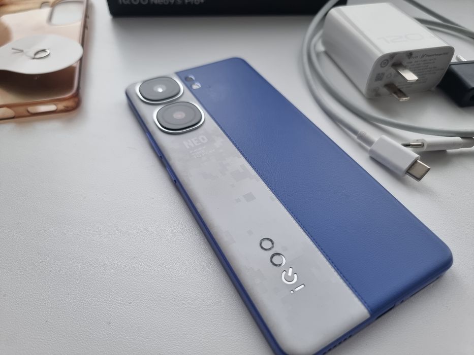 Iqoo neo 9s pro+ 12/256