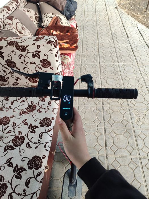 Продам электро самакат в хорошем состоянии