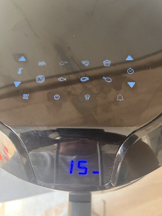 Friteuza cu aer cald Tefal
