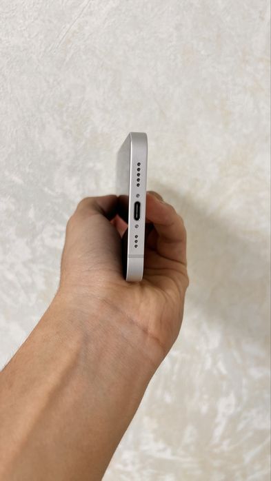 Iphone 17 e 100%