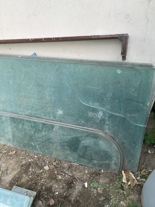 Bucăți sticlă 10 mm grosime