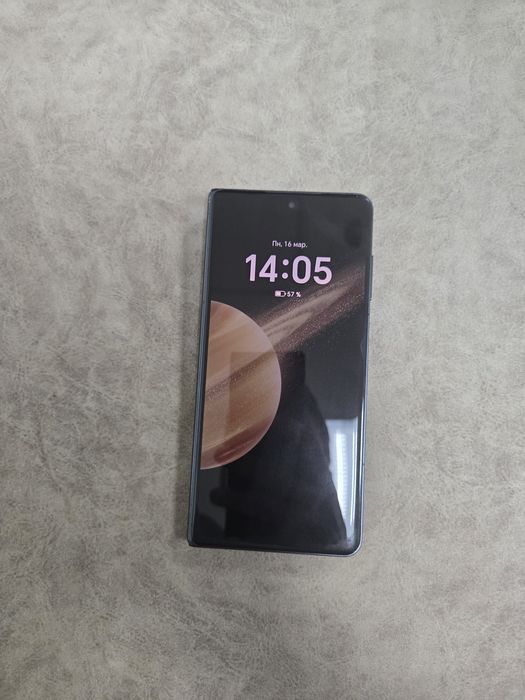 Продам HONOR Magic V3 (книжка)