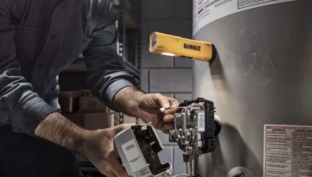 Фонари Dewalt оригинал dcl182 dcl183 dcl043