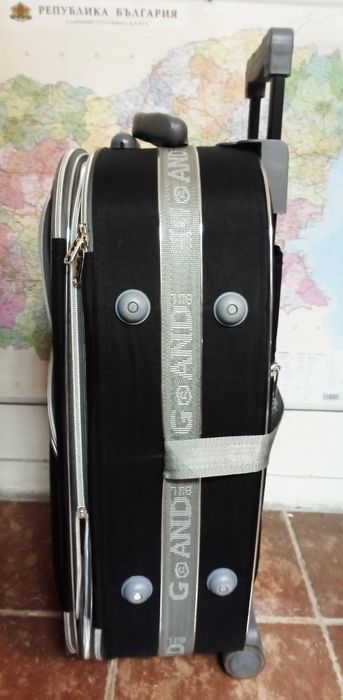 Куфар голям GRAND