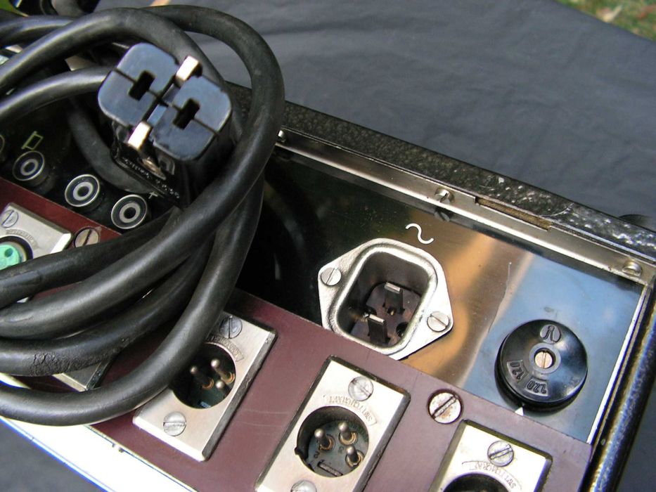 Винтидж, колекционерски аудио миксер Tesla ART-420 1+1 бр.