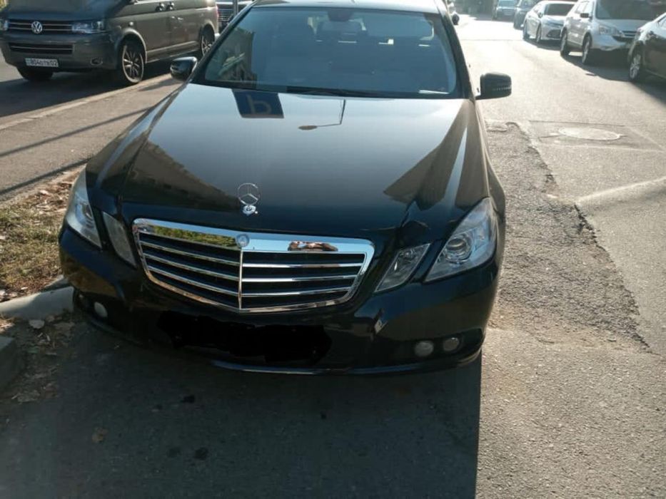 Продам Mercedes Benz, E200