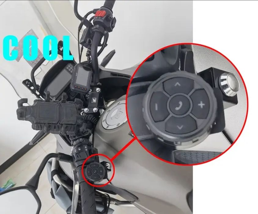 Vand telecomanda Bluetooth reîncărcabila , noua , pret 100 lei