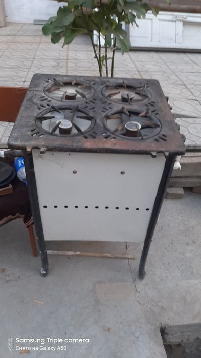 Sotiladi gaz Plita VA kir yuvish mashinasi