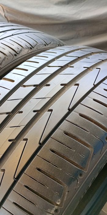 Hankook EVO2 suv 2бр.235/50/19 дот3618