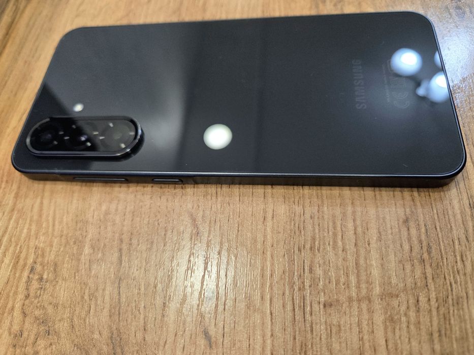 Samsung A36 5G 8/256gb.