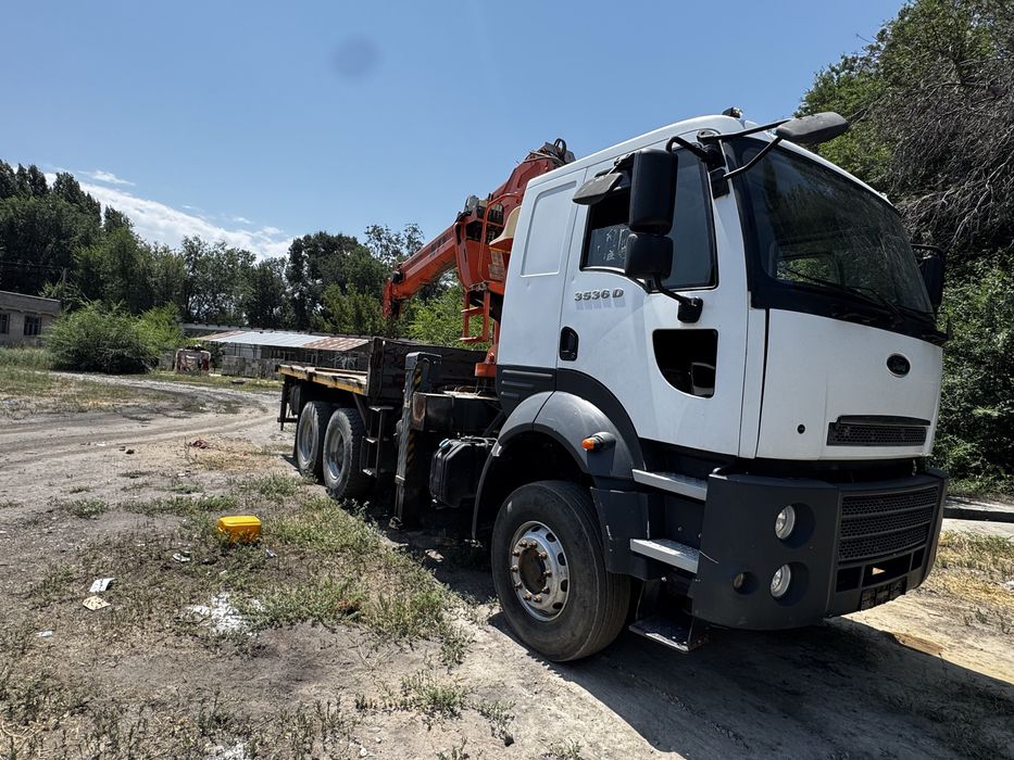 Манипулятор 12 тонн ford cargo 3536