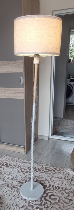 Стилна Настолна лампа