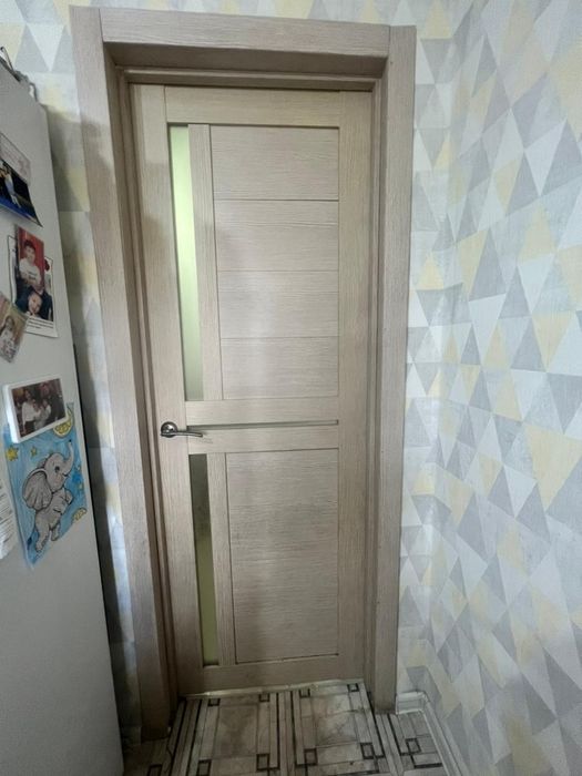 Продам межкомнатные двери. Размер разные
