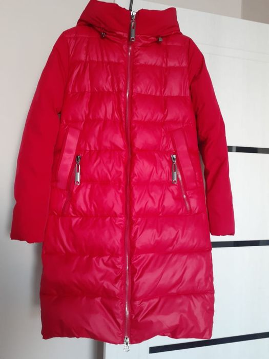 Зимние куртки и пуховики