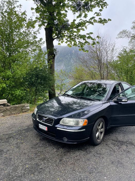 Volvo S60 2.5T AWD автомат 202км!