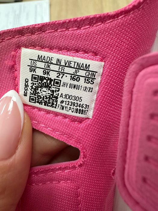 Adidas сандали за момиче, размер 27