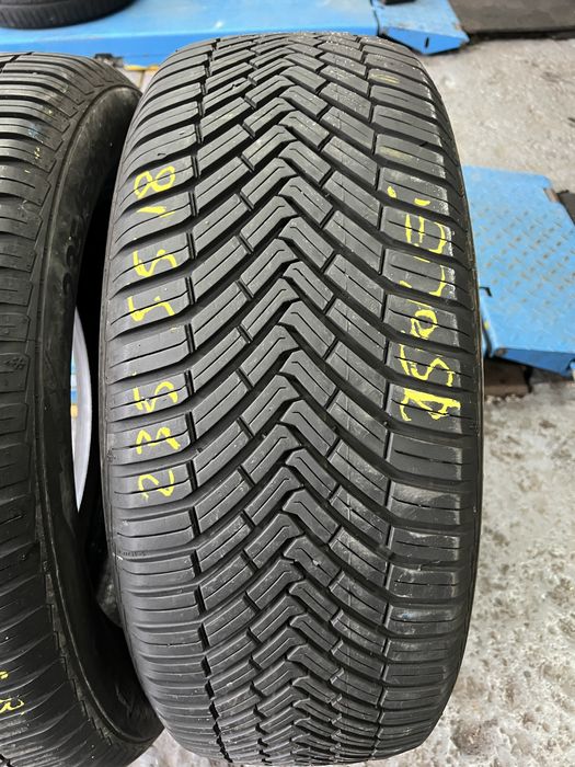 235 55 18 Continental all season