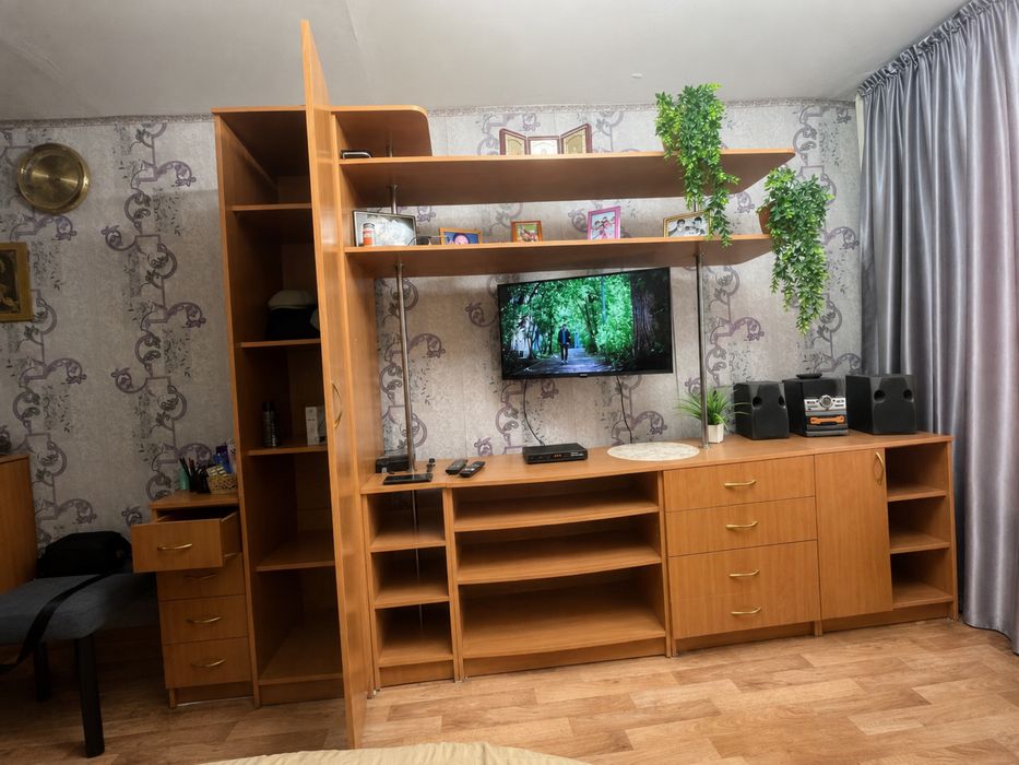 Продам Стенку!В Гостиную!
