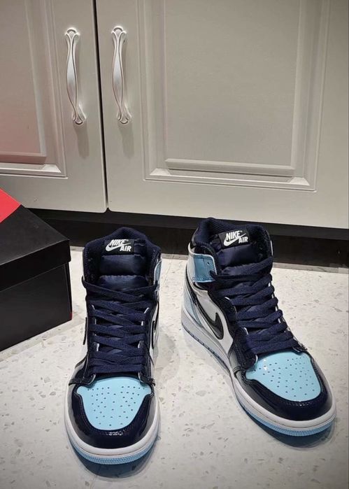 Air Jordan 1 Retro UNC Patent Full Box {Verificare Colet} Blue
