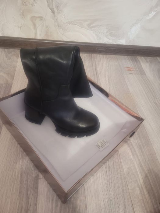 Продам сапоги в хорошем состояние