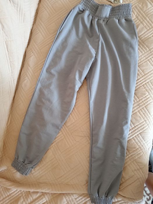 Брюки новые продам