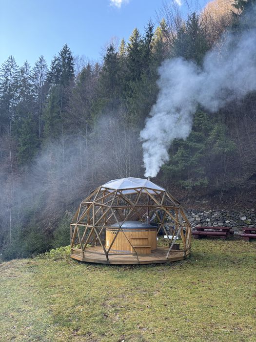Cabana de inchiriat cu ciubar cu jacuzzi la 40 km de CJ