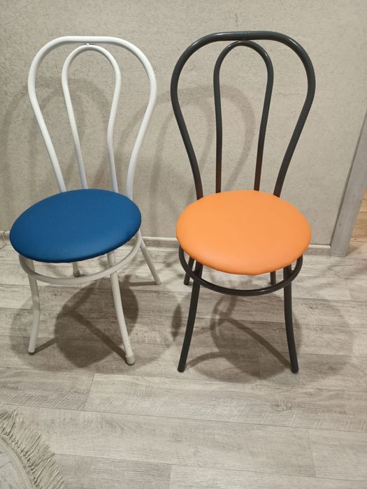 Стулья два стула за один 5000