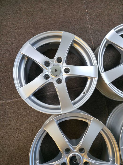 4 Jante Aliaj 5x114.3 16'' 6.5J ET 40 - Honda / Renault Megane / Mazda 3 CX-30 / Kia Ceed / Hyundai I30 / Toyota Suzuki / Nissan / Dacia Duster