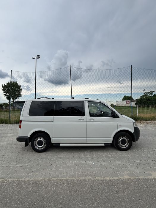 Volkswagen Transporter T5 2.5 TDI