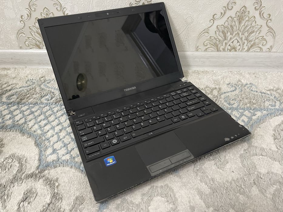 Продам ноутбук Toshiba Satelite r835