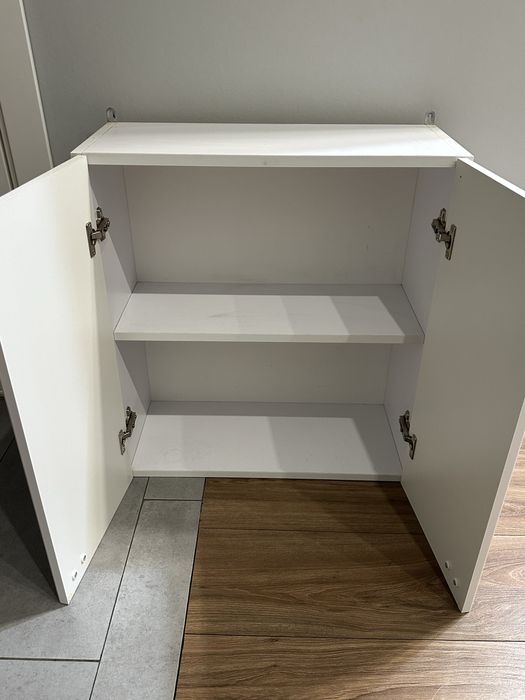 Продам шкаф навесной