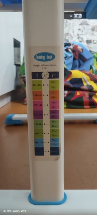 Продам парту стол детская