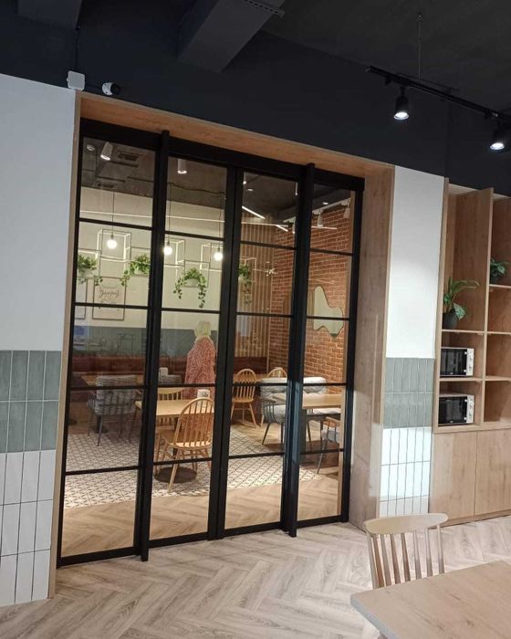 Лофт стайл стеклянные перегородки