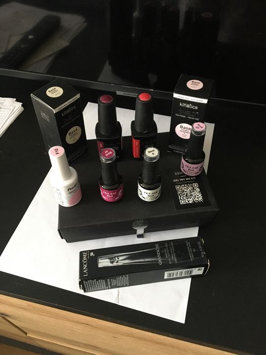 Последни бройки- Нови, неотваряни гел-лакове на kinetics, в срок