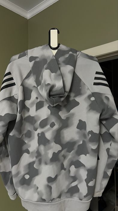 adidas кофта ориг!