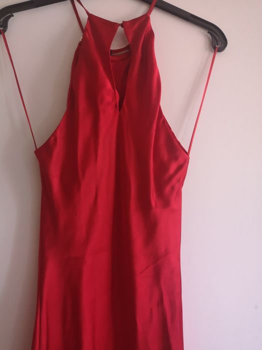 Нова  сатенена рокля с етикет на Зара