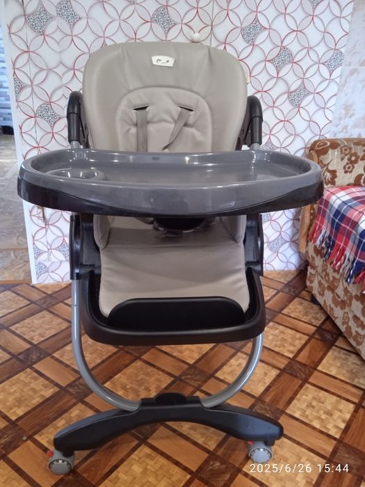 Детский стул для кормления