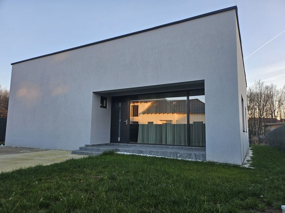 Casa mobilata utilata lux